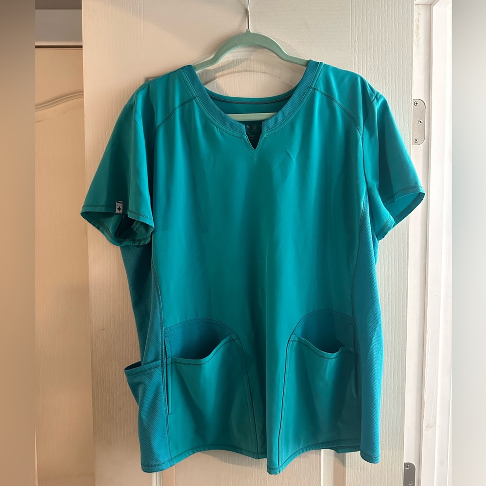 Women’s teal scrub top